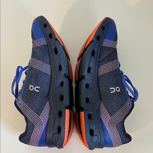 On Running Navy and Orange Athletic Shoes - Picture 2 of 9